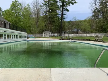 Sand Springs Pool & Recreational Center, Williamstown, MA