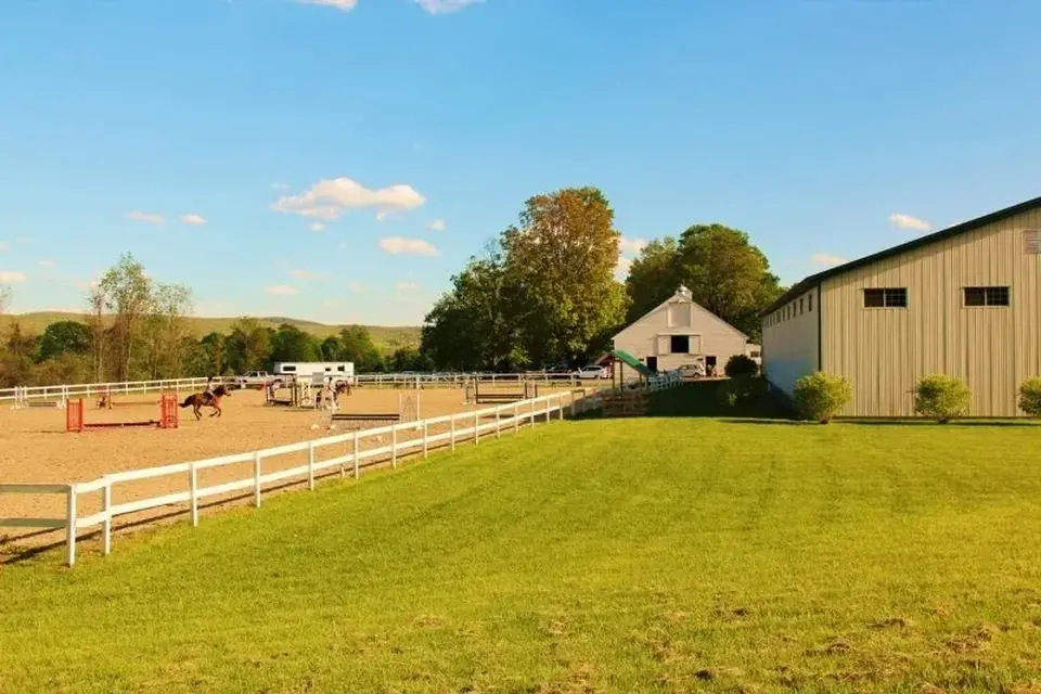 Berkshire Equestrian Center in Richmond, MA | Berkshires Outside