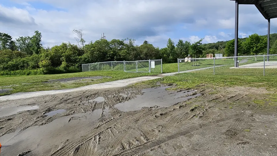 The start to the walking path can be seen on the right. 