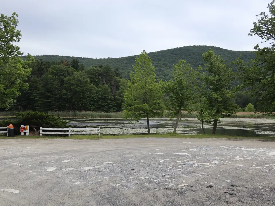 Parking area for Card Pond.