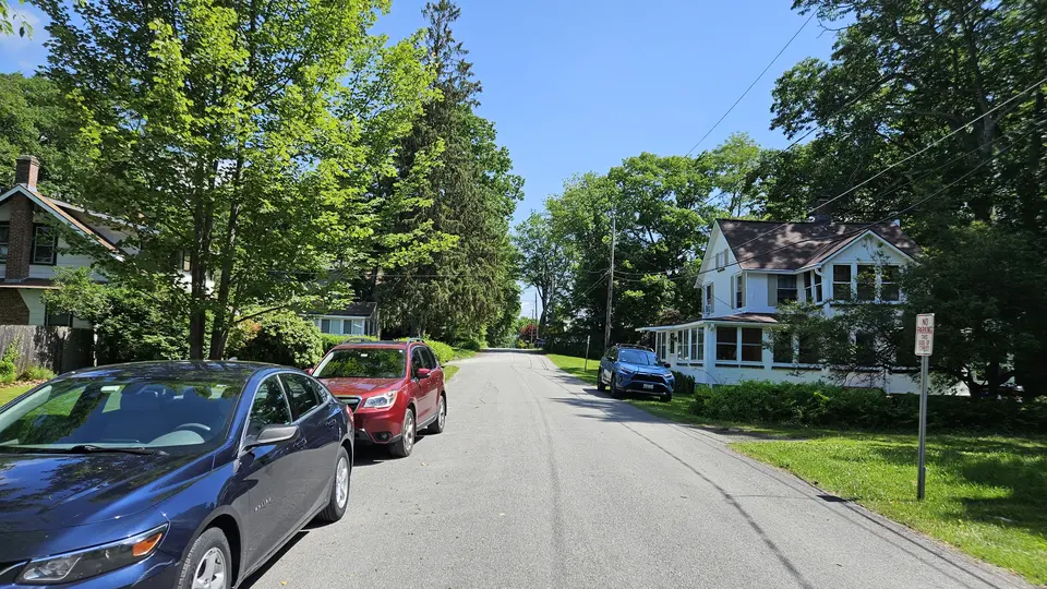 The end of the drive, where the beach is located