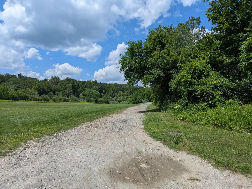 Trail leading around Coolidge Park