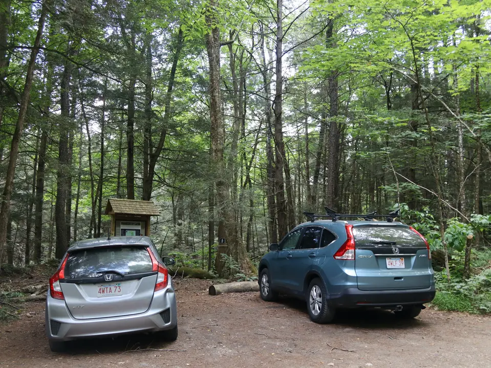 Parking area for Clam River Reserve - Hammertown Road North.