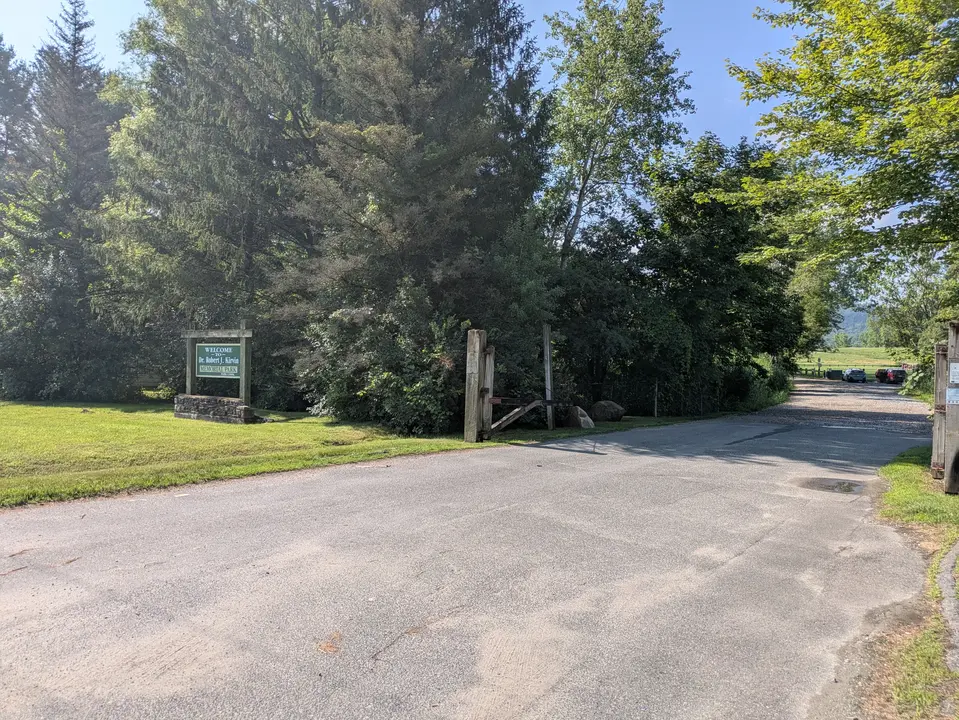 Entrance to Kirvin Park