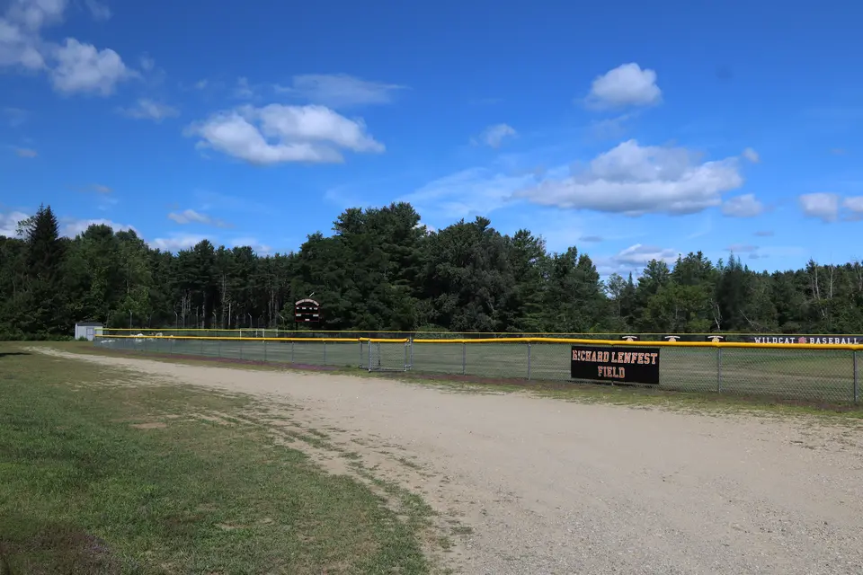 Parking / entrance area for the Maple Street Park.