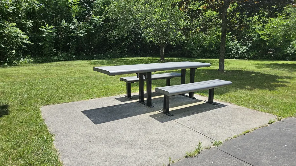 The accessible picnic table.