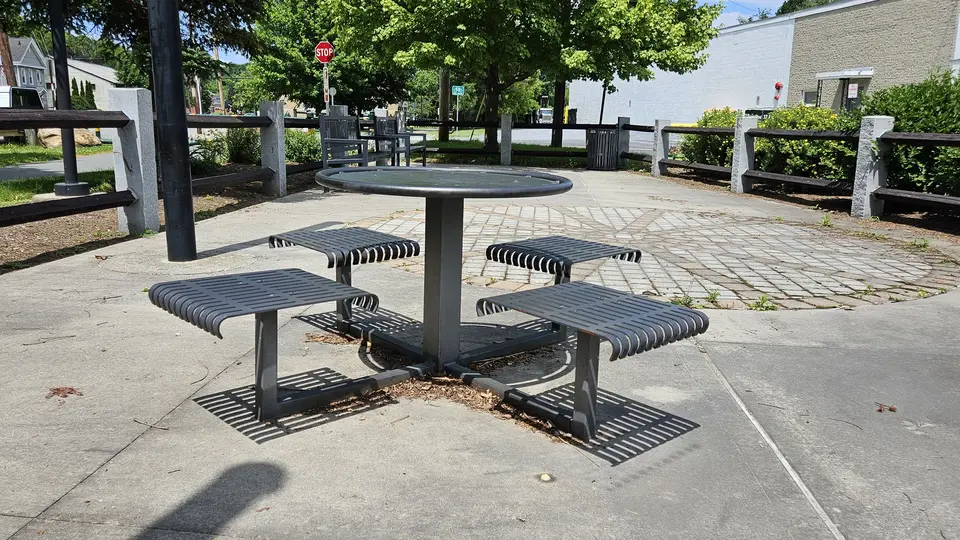 The semi-accessible picnic tables.