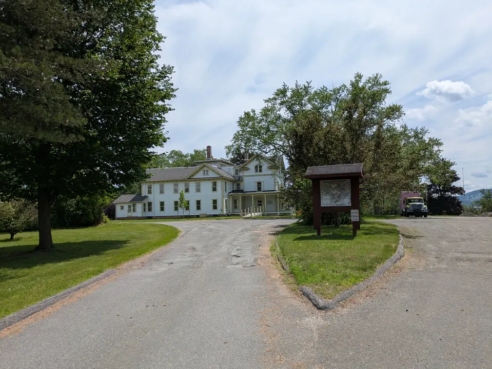 Entrance to Springside House and the parking lot