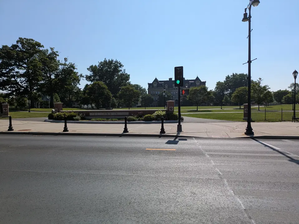The entrance to The Common from First Street