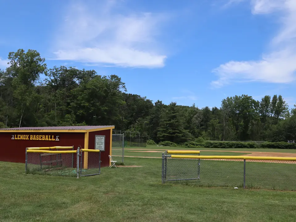 Entrance to the War Memorial Field, which is accessible by grass.