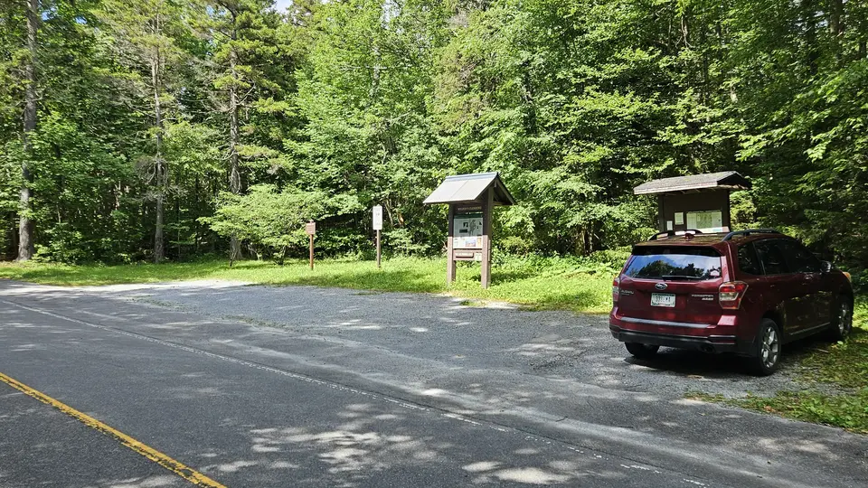 The small parking area, off the side of Notch Road.