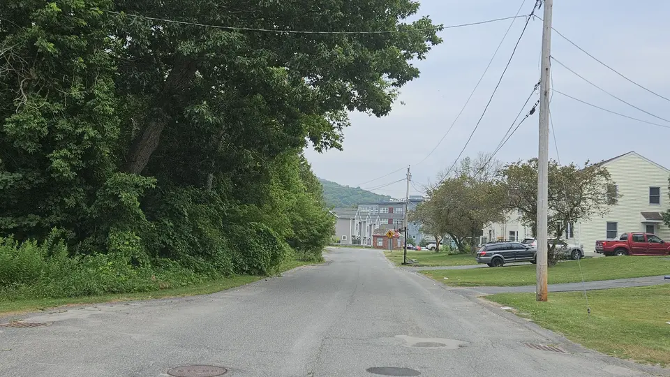 The road that leads to the skate park.