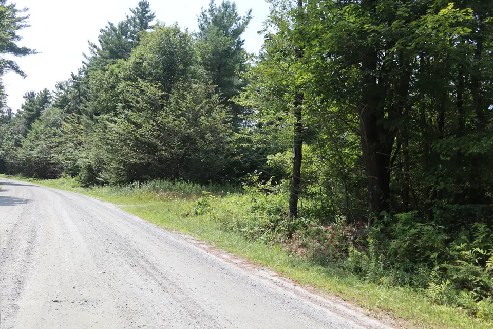 A small, unofficial area to park for the Farmington River WMA off Becket Road South.