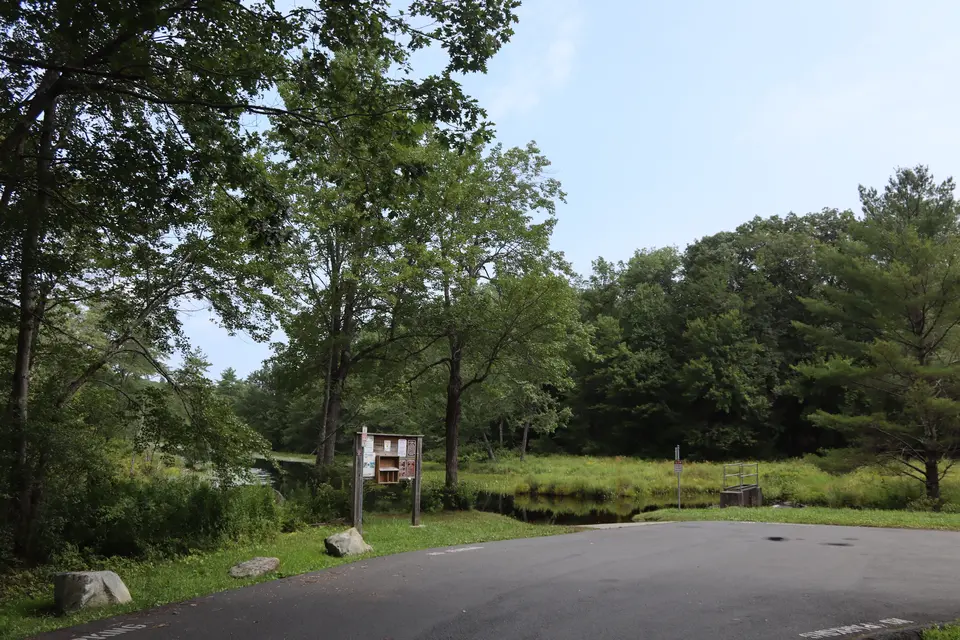 Entrance to the Big Pond Boat Launch. The area shown is a no parking, tow zone.