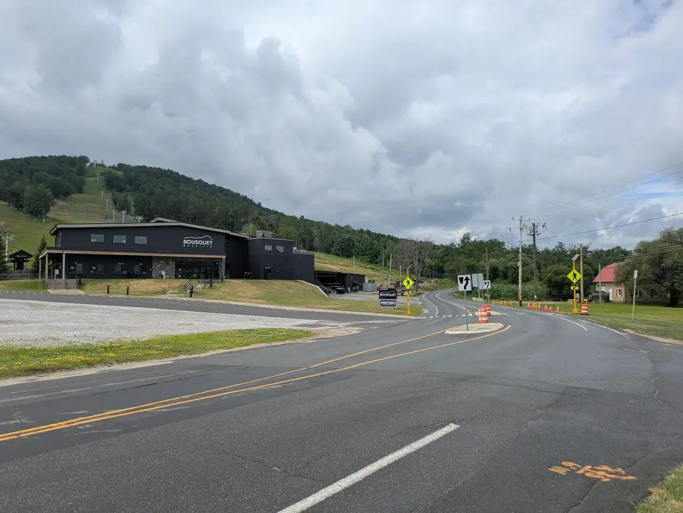 Entrance to the Bousquet Mountain and Mahanna Cobble Trailhead