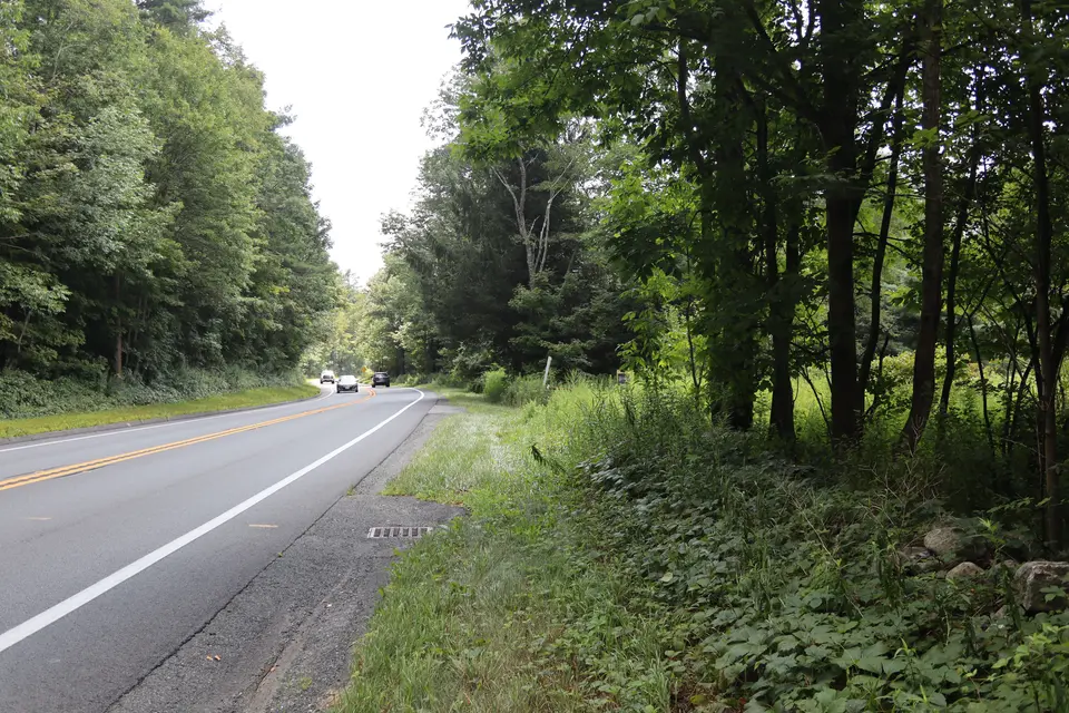 An unofficial pull-off from Massachusetts 8 serves as a parking area for the Farmington River WMA. Picture taken facing south.