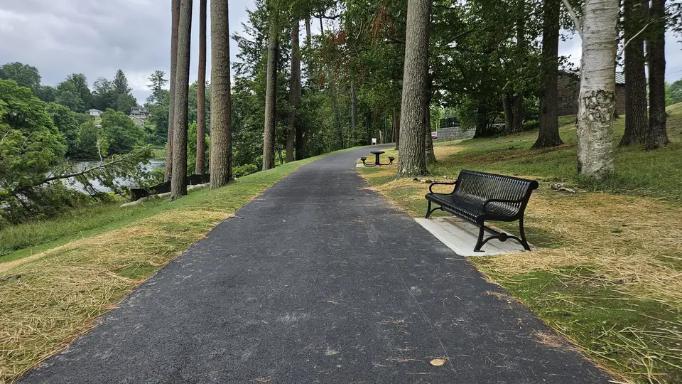 The paved path that runs around the lake.